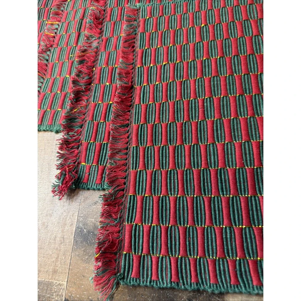 Vtg Handwoven Placemats Set of 5 Red Hunter Green Metallic Gold Illusion Fringe